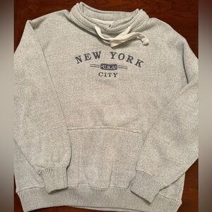 Women’s medium sweatshirt
